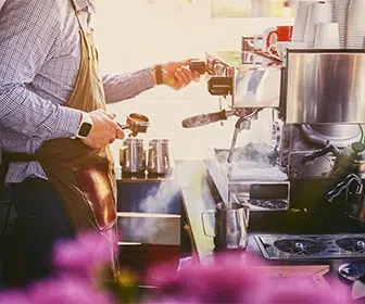 servir-cafe-de-especialidad-mejora-la-reputacion-de-un-establecimiento-demostrando-un-compromiso-con-la-calidad-y-la-excelencia-excelso-77-tijuana