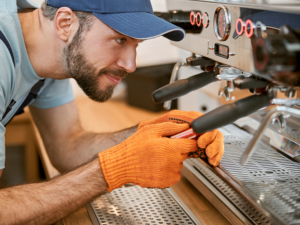 Por que importa la limpieza diaria maquina de espresso